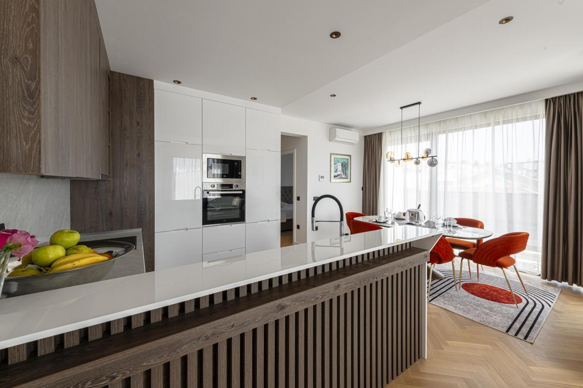 Rausion Luxury Apartment