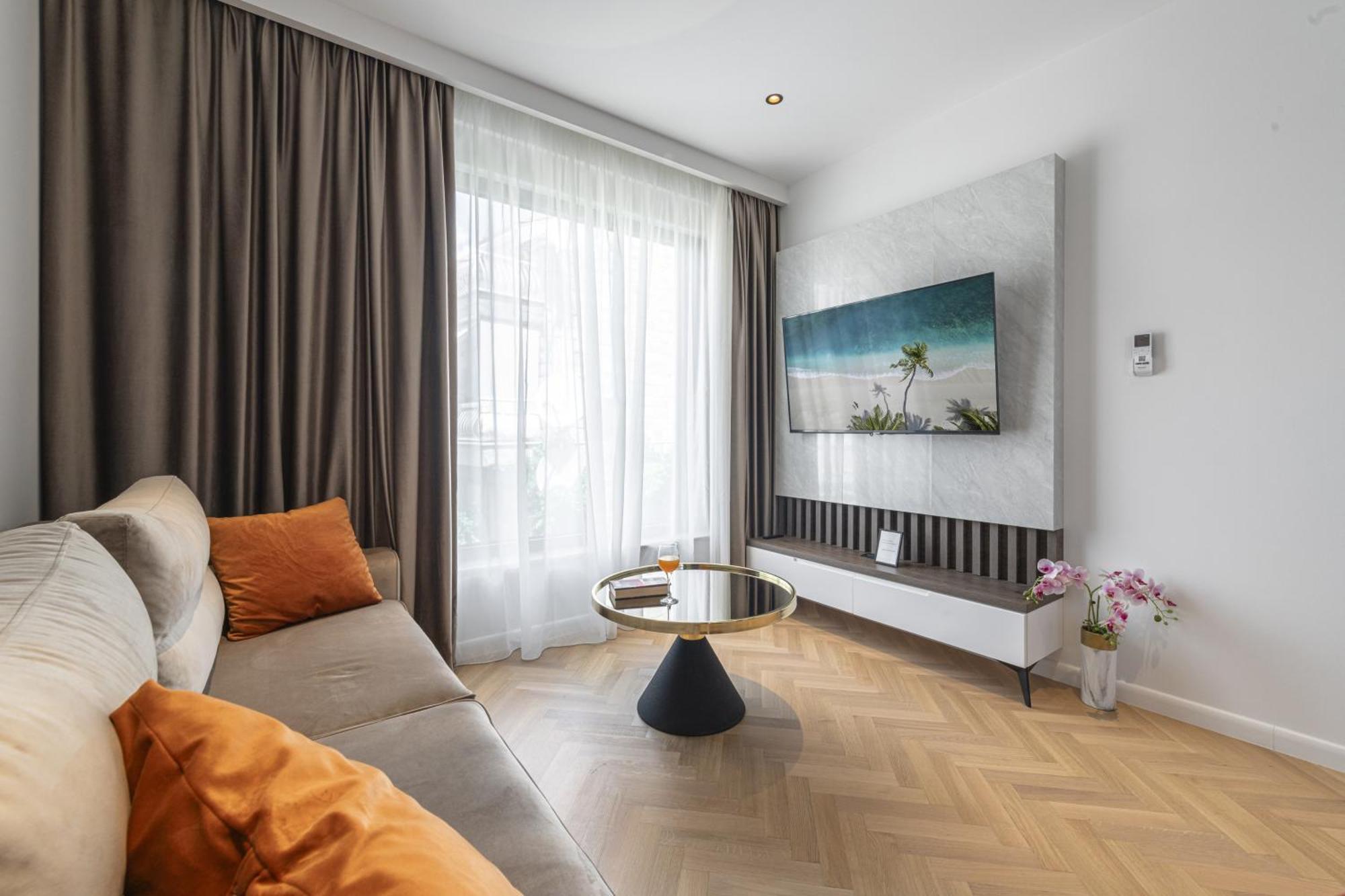 Apartment Rausion Luxury