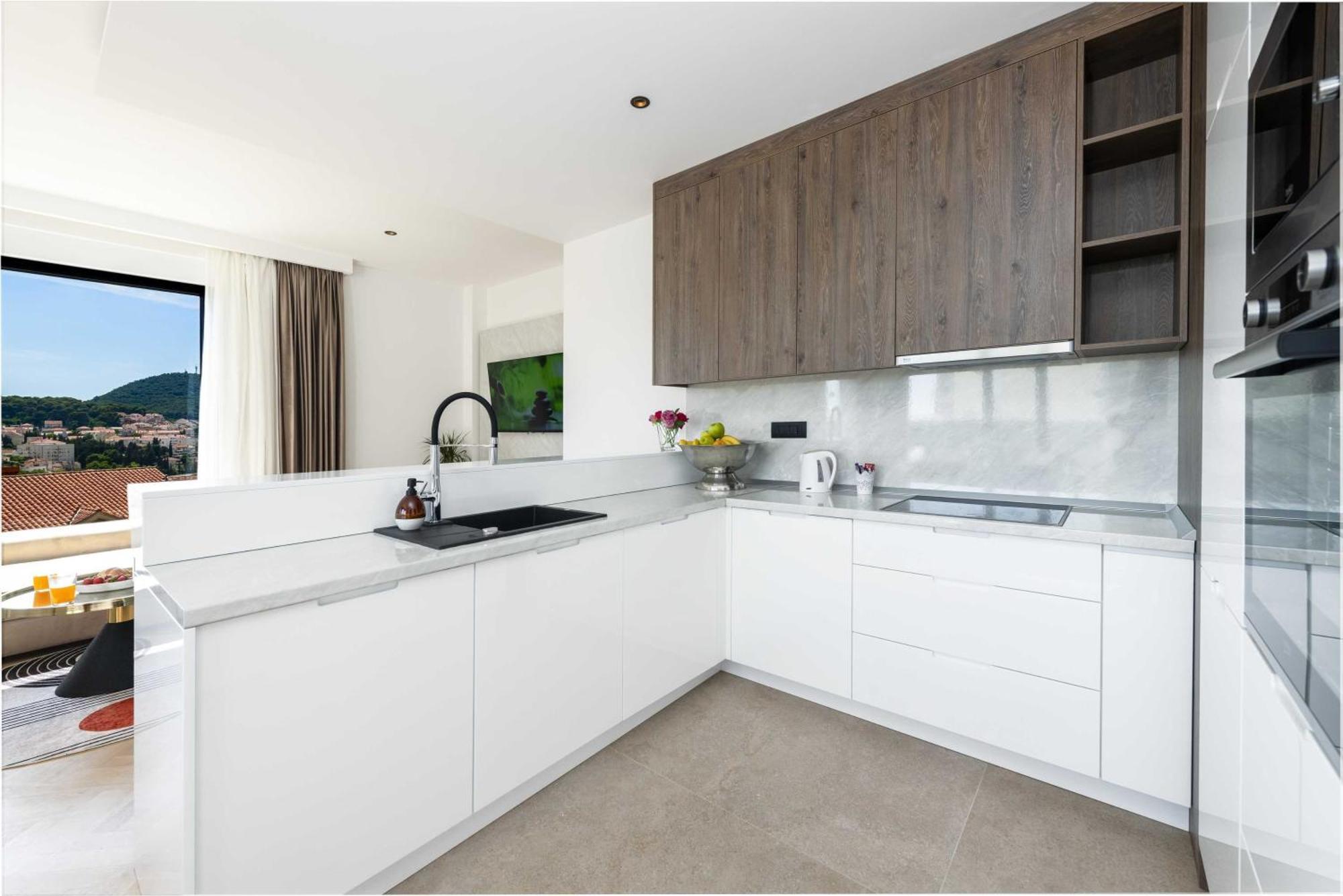Rausion Luxury Apartment