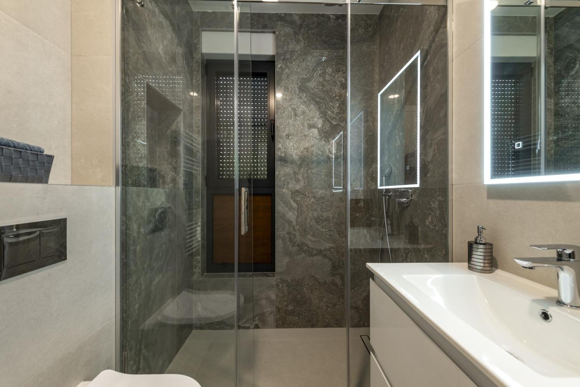 Apartment Rausion Luxury